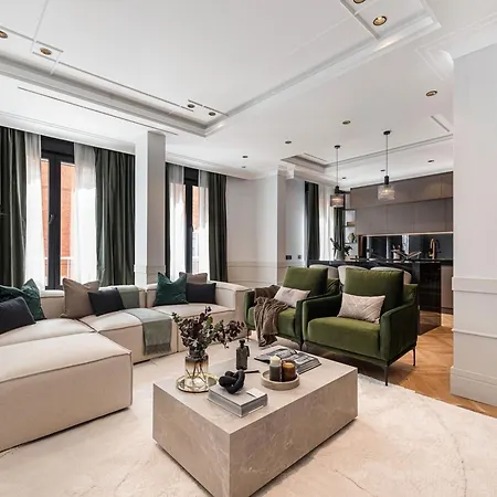 Holiday home Royal Crest Deluxe *