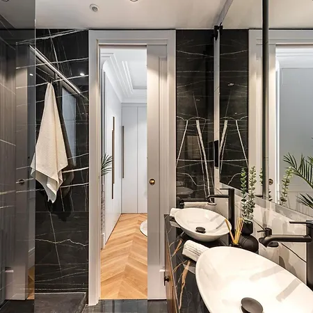 Holiday home Royal Crest Deluxe Madrid